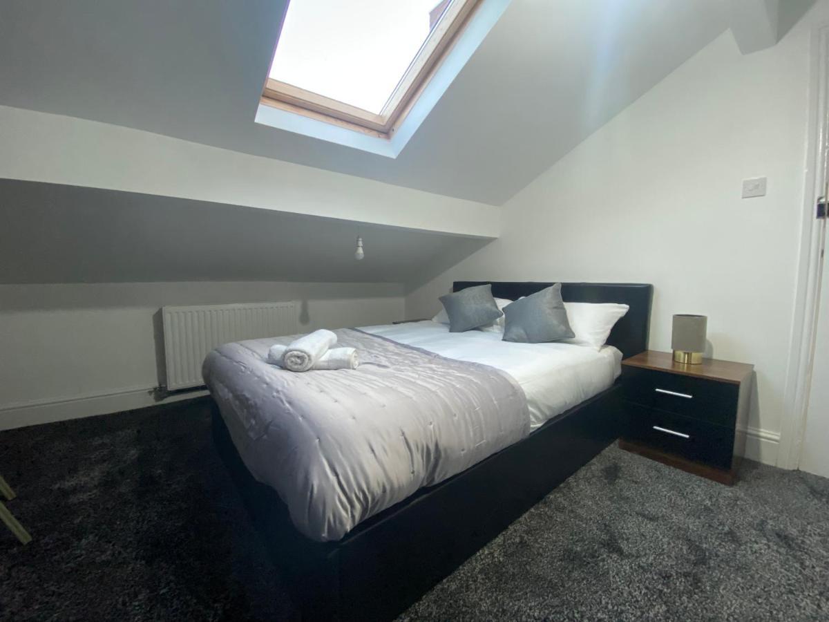 Hotel Royal Blackburn  Bagian luar foto